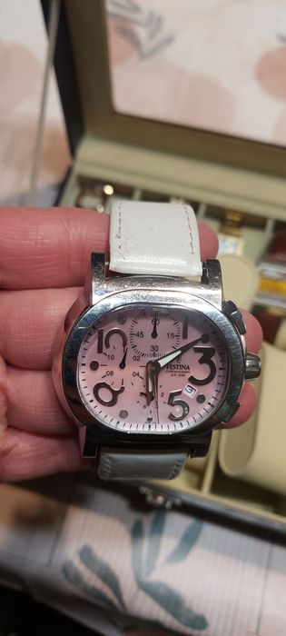 Дамски оригинални часовници