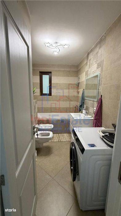 Apartament cu 2 camere Decomandat cu Parcare zona Cug - Vedere 5