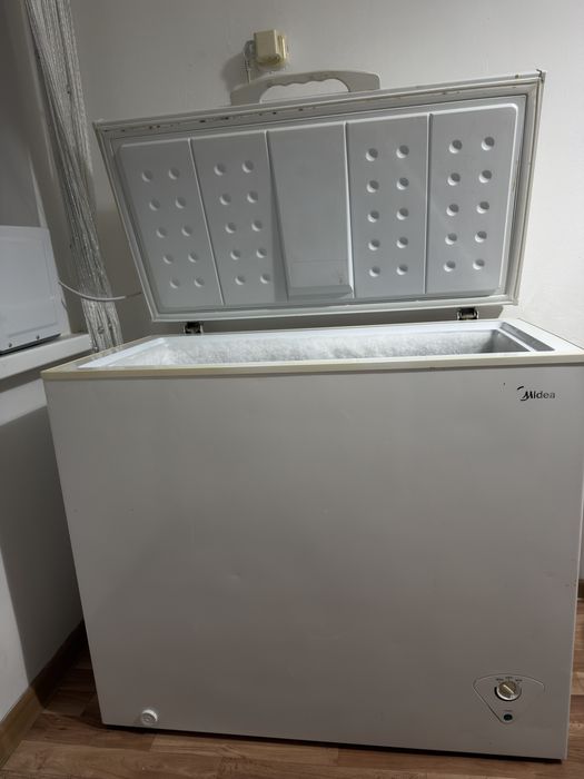 Морозильник состояние отличное