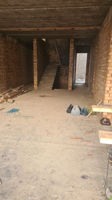 Коробка участка сотилади (уй хонодон)