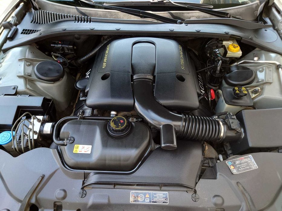 jaguar s type supercharged (400CP)