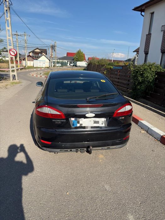 Vand Ford Mondeo Ghia