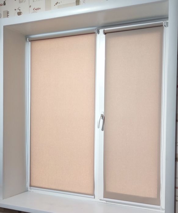 Ролл штор, Жалюзи