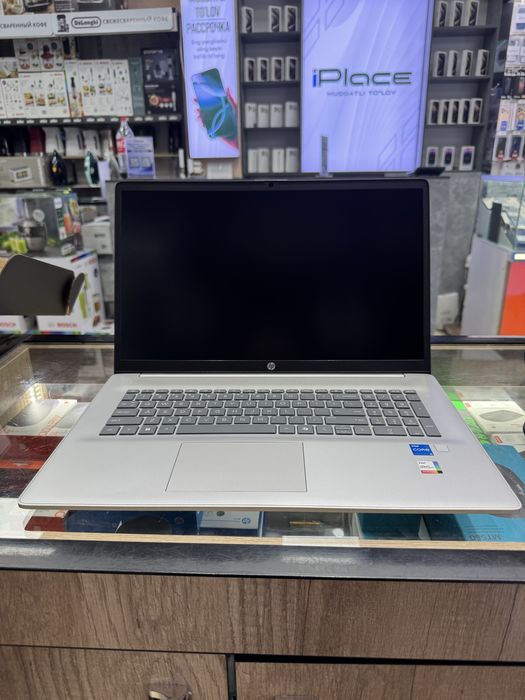 HP 17-cn3068cl FHD+ IPS Intel Core i5-1334U 8GB DDR4 512GB SSD America