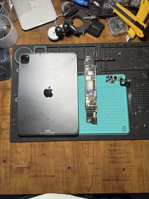 Piese iPad Pro 11” A2459 2021 – Placă de bază, carcasă, camere