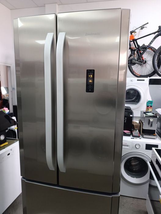 Хладилник и Фризер Bauknecht 70см No frost A++