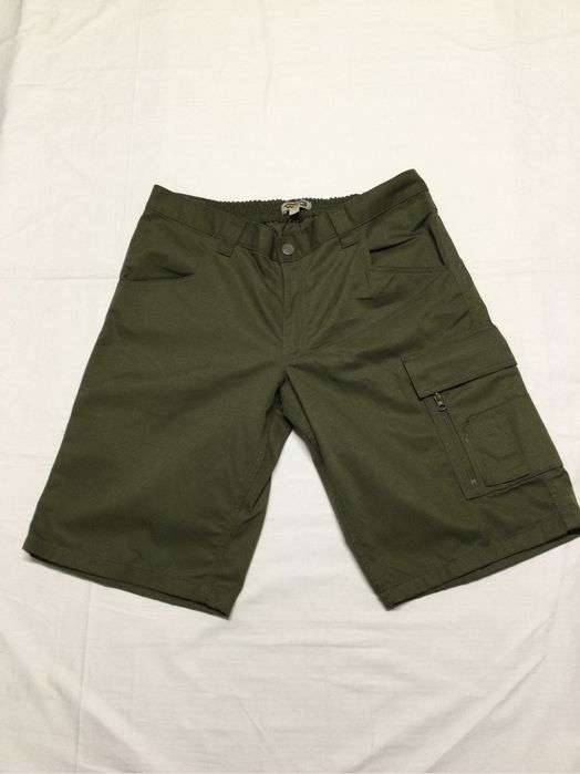 Pantaloni scurti lucru marime XL