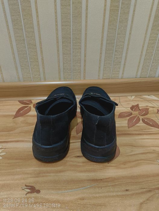 Продаю туфли женские