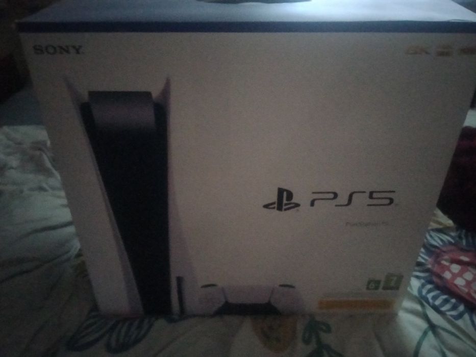 Обменяю Sony ps5 третий ревизии