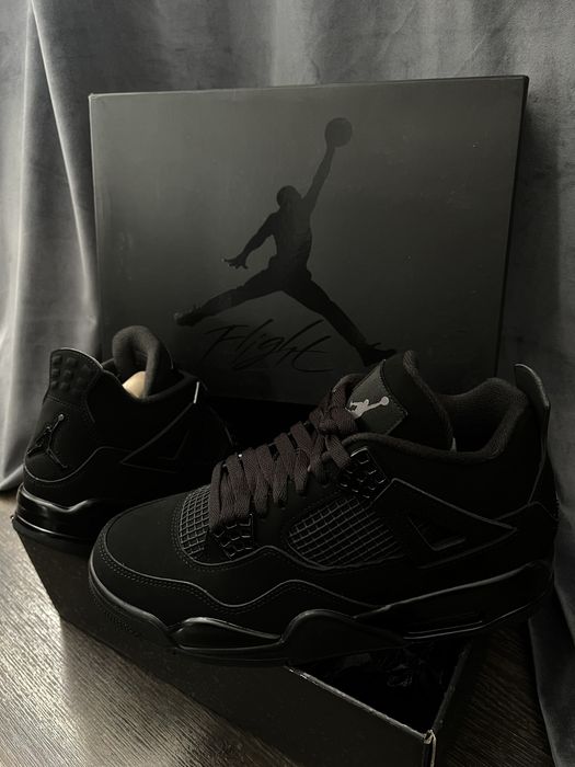 Jordan 4 Black Cat