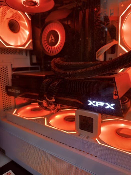 Schimb AMD 9070XT 16GB din 2025 cu placa video Nvidia