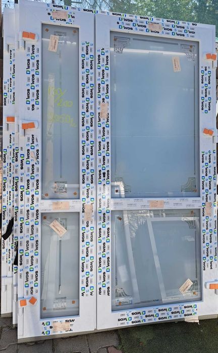 Uși duble din PVC cu sticla TERMOPAN (in stoc si pe comanda)