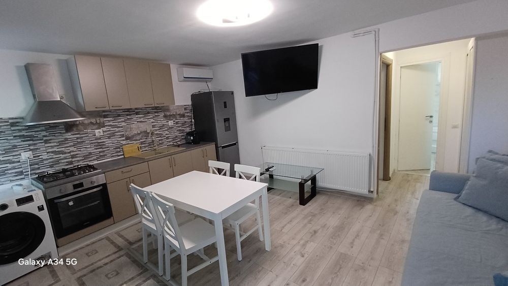Inchiriez apartament cu 2 camere in Eforie Nord
