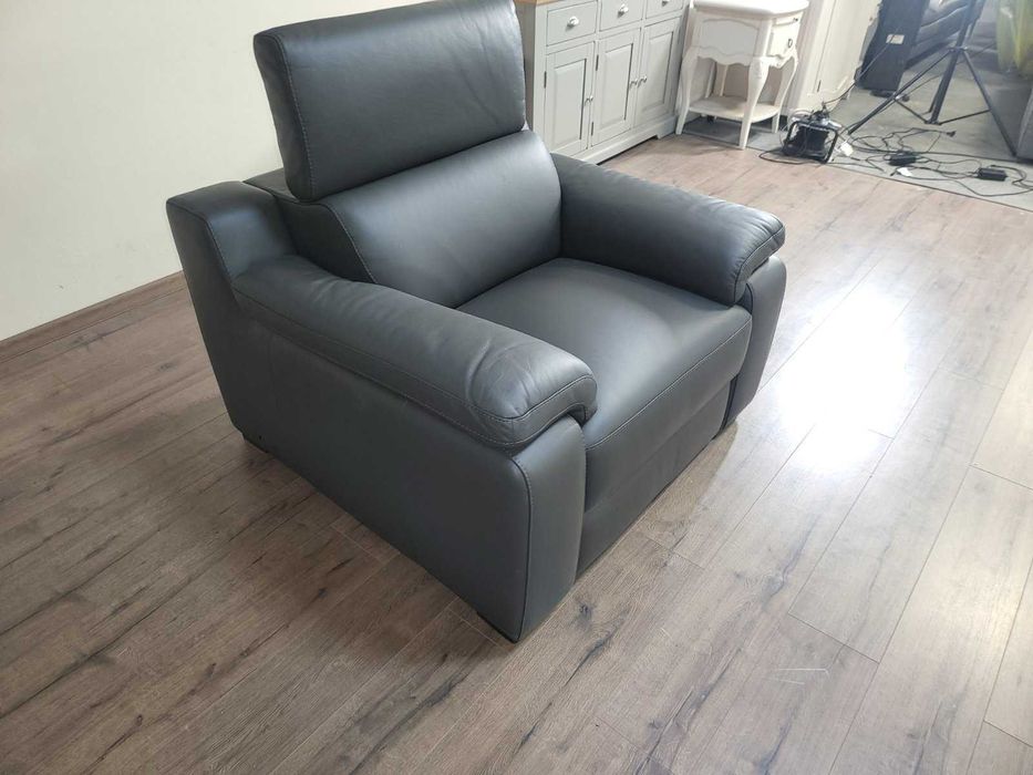 Италиански сив кожен фотьойл Ancona