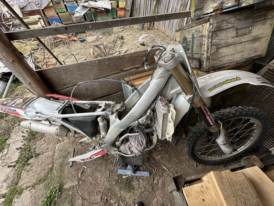 Dezmembrez Honda CRF 250r