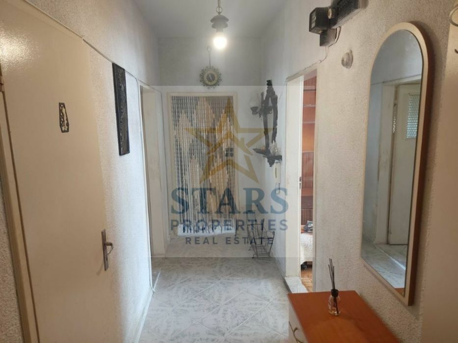 Продава се Тристаен апартамент в Варна, Базар Левски - 90 кв.м за 1020 €/кв.м - Снимка #10