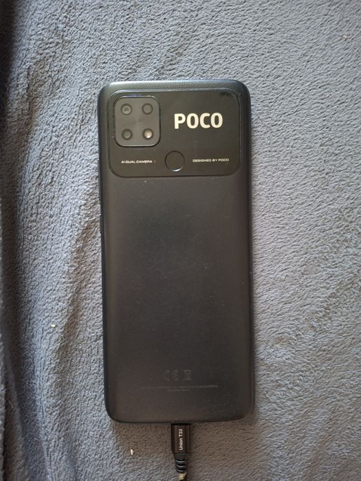 Смартфон Poco C40