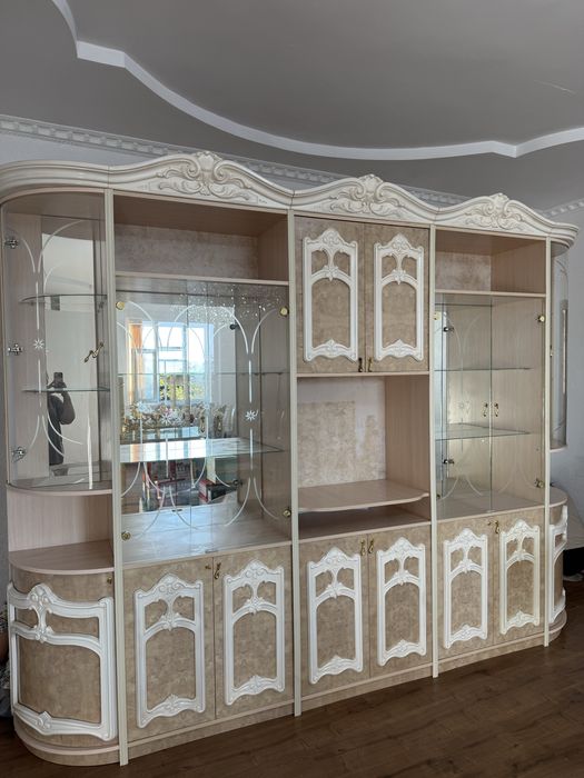 Стенка для гостевой