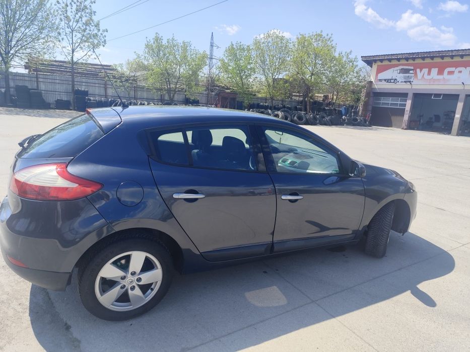 RENAULT Megane 2009 — imagine 3
