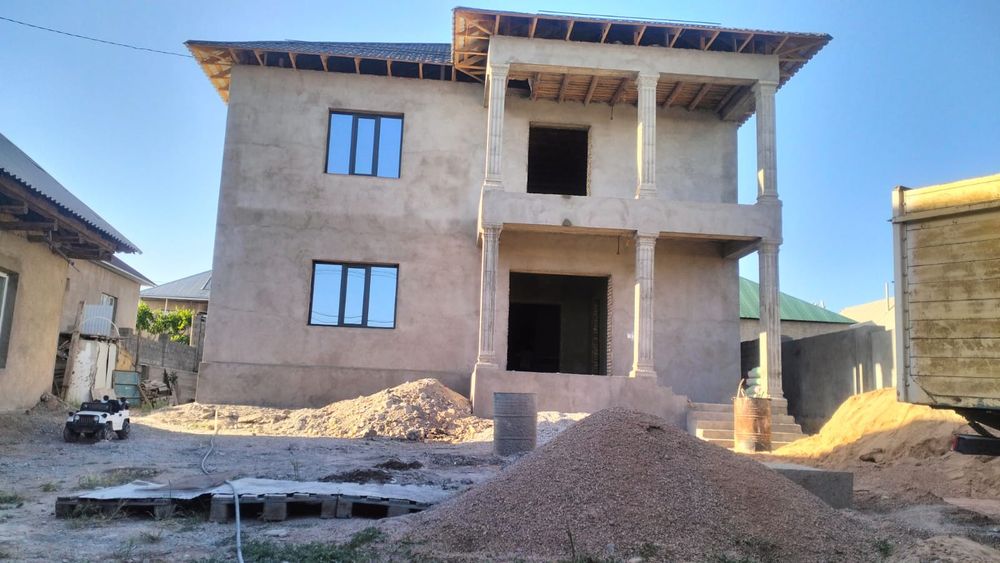 Строительны бригада бар