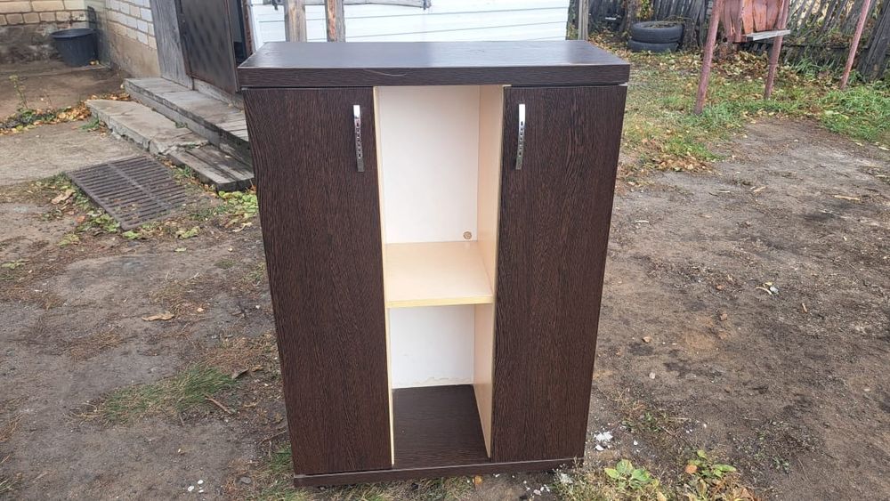 Продам тумбочку пол аквариум