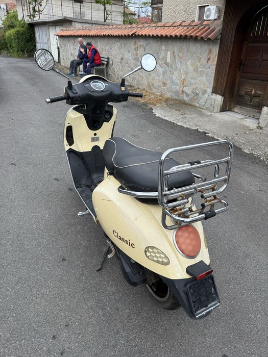 Скутер 50 cc / кубика с документи