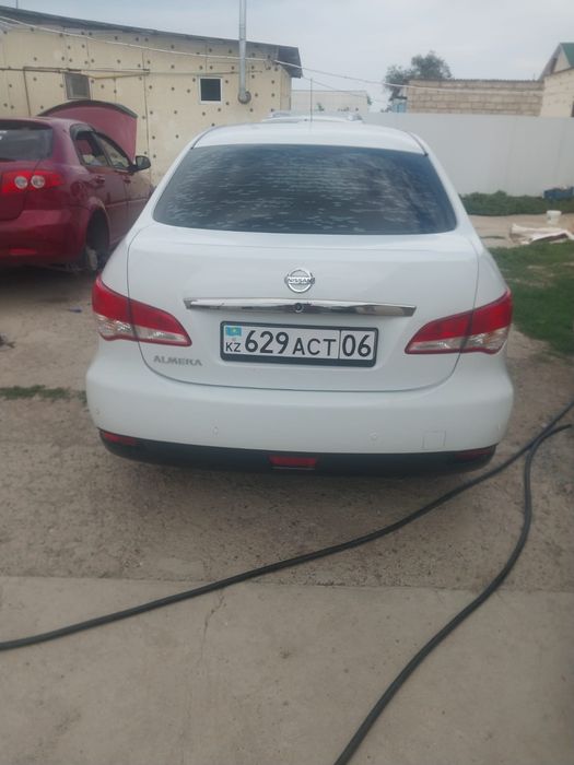 Автомобиль ниссан алмира