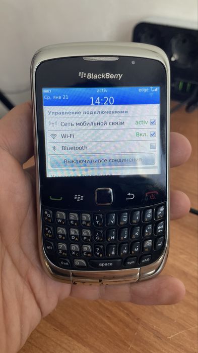BlackBerry curve 9300