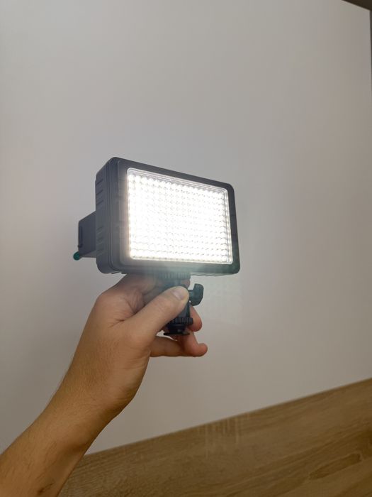 Lampa video Neewer LED-204 Video Light | Bestlight Phantom PT-C-204S