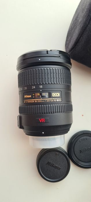 Объектив профессиональный