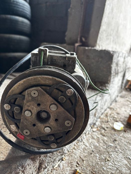 Компрессор кондиционера audi a6 б/у