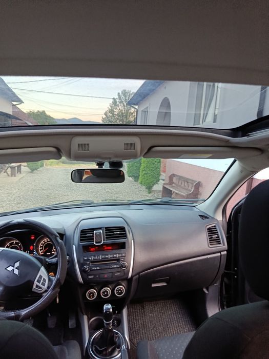 Mitsubishi asx 2011