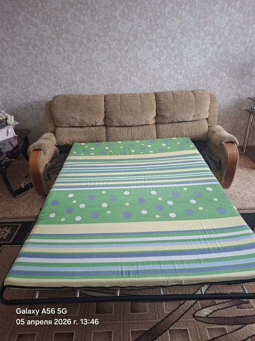 Мягкая мебель, тройка.