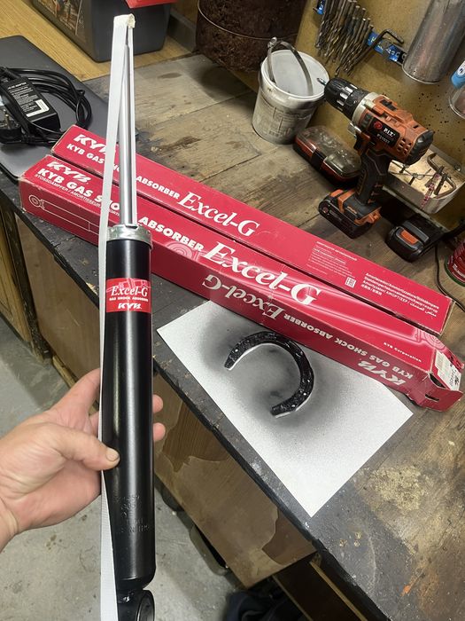 Пассат Б6 стоики