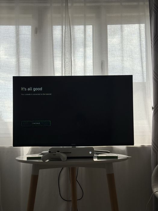 Xbox ONE S 2 controllere+jocuri