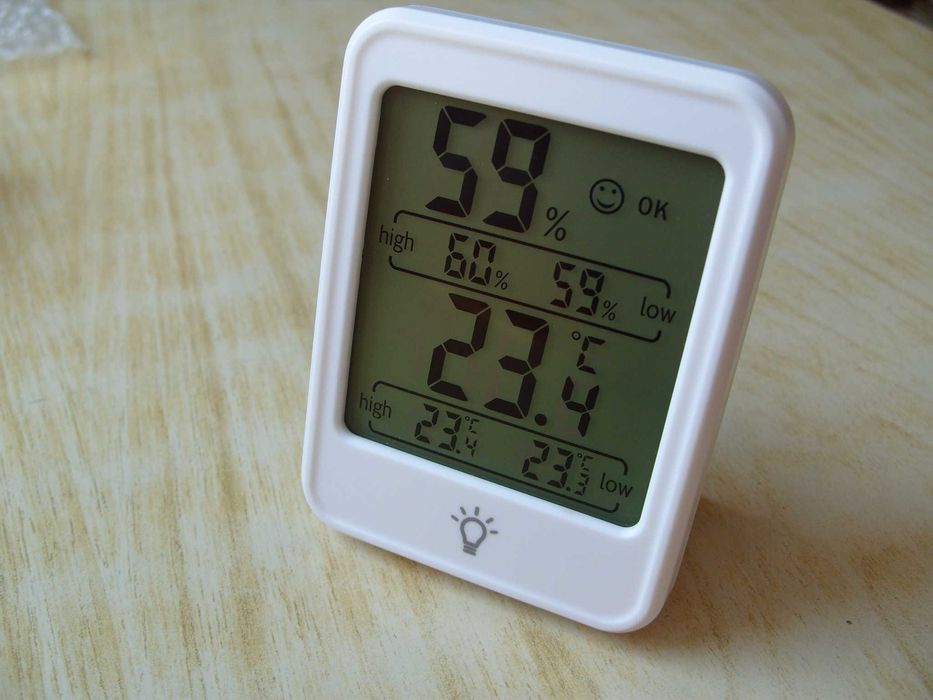 Електронен термометър с хигрометър  ThermoPro MC41
