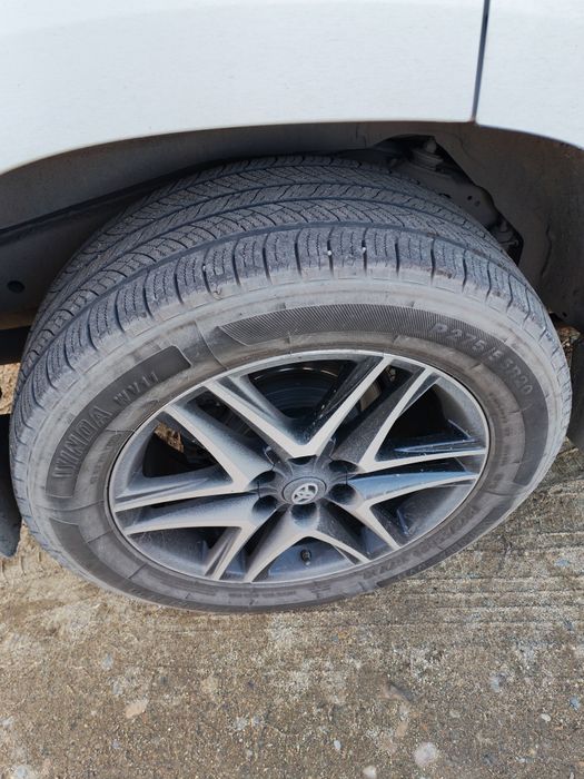 Продам шины на 20#55#275