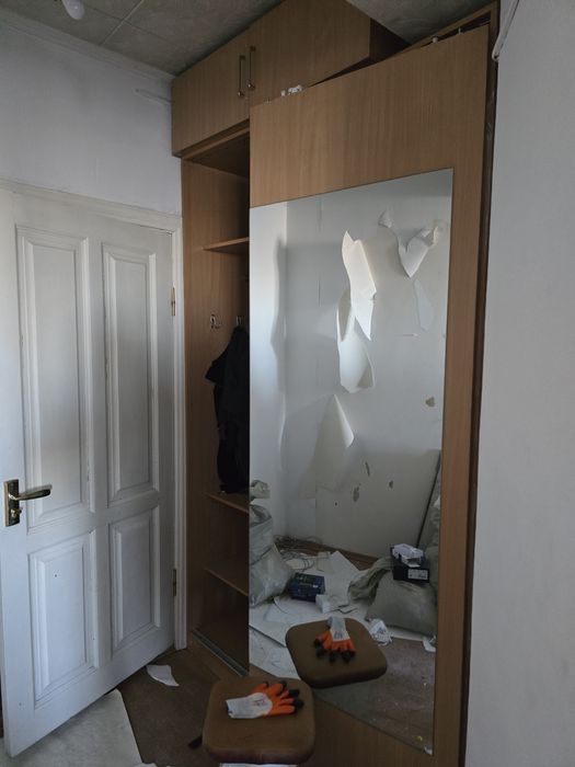 Шкаф в прихожую под одежду