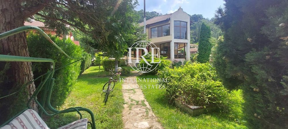 Продава се Къща в Варна, Аспарухово - 310 кв.м за 836 €/кв.м - Снимка #8