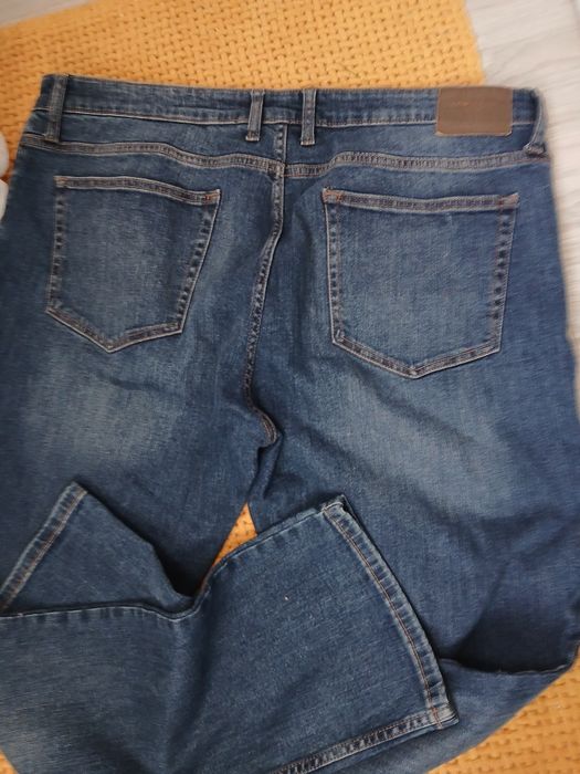 Големи мъжки дънки XXL