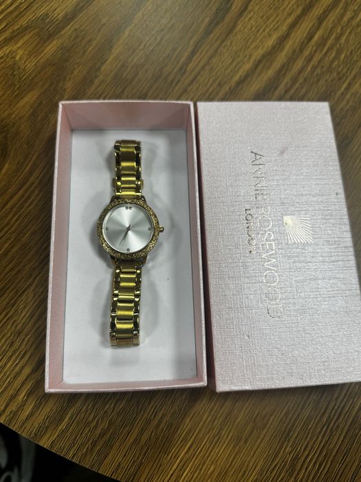 Дамски часовник Annie Rosewood златист