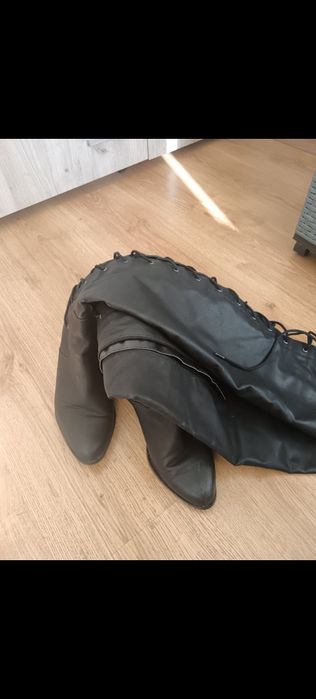 Ботуши чизми в черно