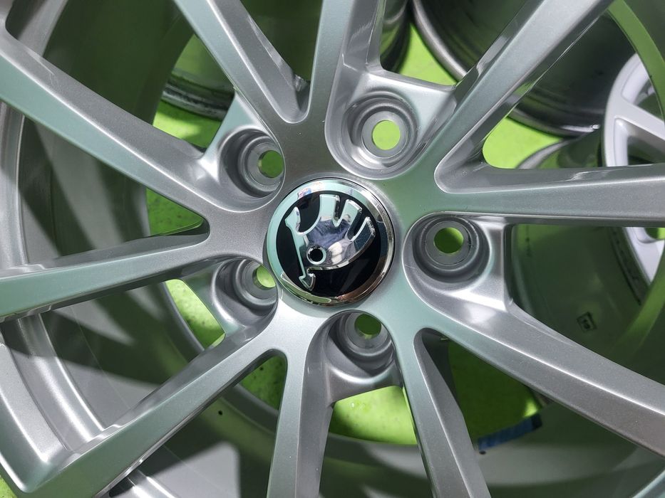 17 5x112 Skoda лети джанти 5х112 шкода