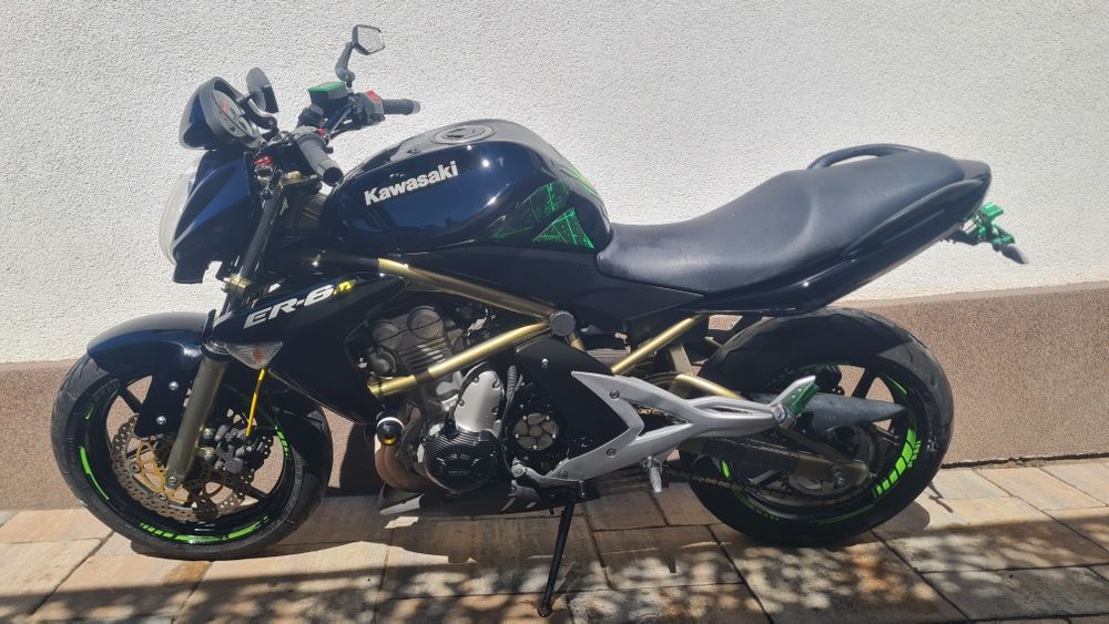 Kawasaki er6n A2