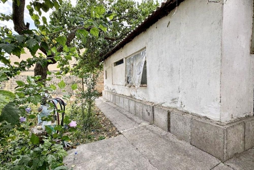 Продаётся участок в р-не Мирзо-Улугбек ор-р Янги Узбекистан,6 соток