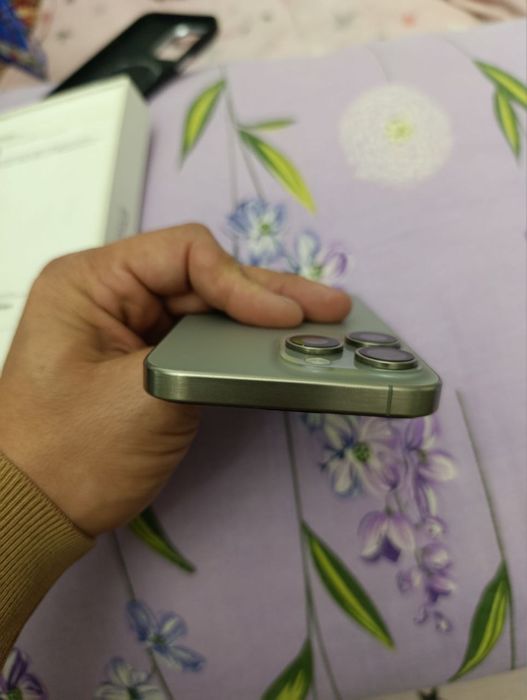 Ayfon 15pro max sotiladi