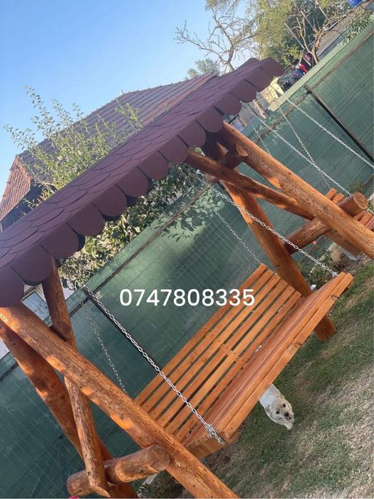 Realizam balansoare rustice din bile de brad