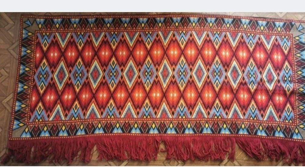 Ковьор-ръчно изработен