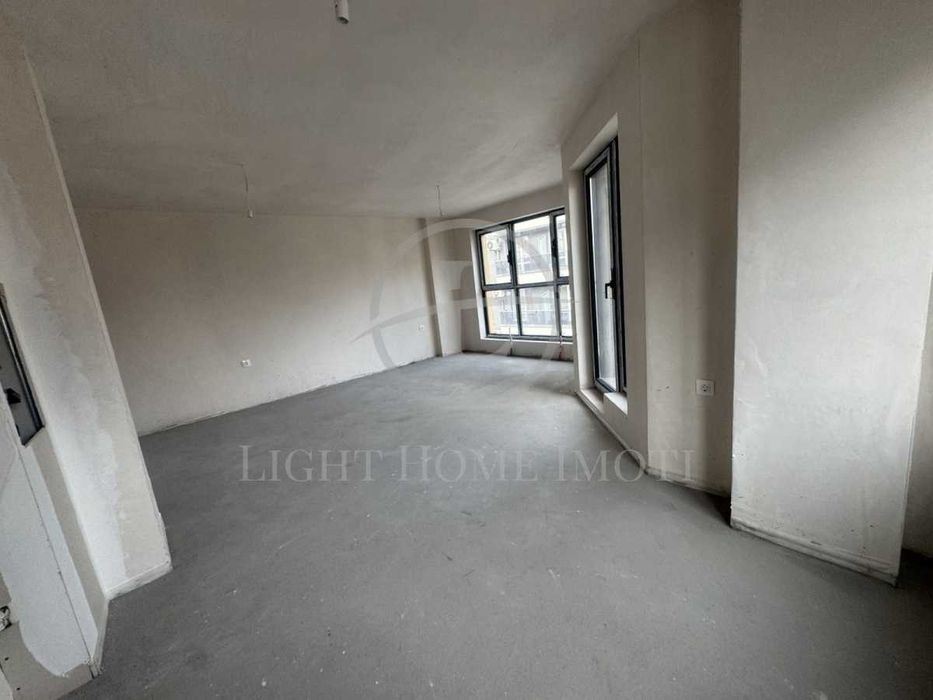 Продава се Тристаен апартамент в Пловдив, Кършияка - 101 кв.м за 1862 €/кв.м - Снимка #2