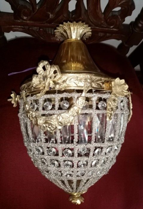 Lampadar antic în stilul francez Empire cu elemente din bronz si sticl